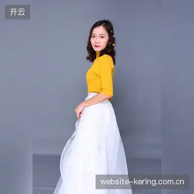 何雅琳